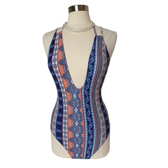 Women's Low Cut Sexy Swimsuit One Piece Plunge Cross Back Swimsuit M NWT - Picture 7 of 8